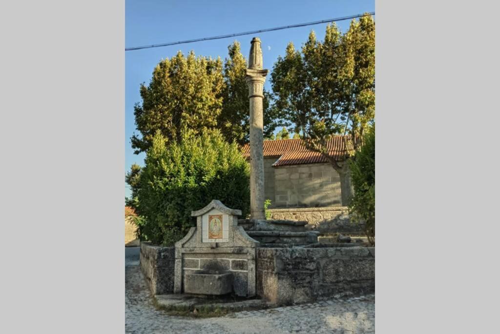 Tauria- Em Aldeia Medieval Villa